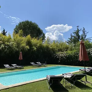 Hébergement de vacances Mas La Pauline De Charme&roulotte 
